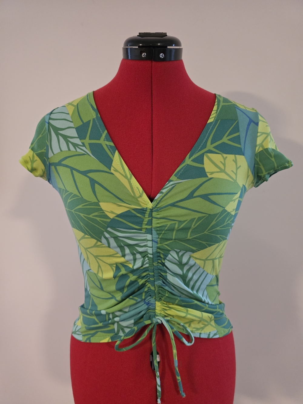 Kookai Green Leaf-Print Ruched V-Neck Women's Baby Tee